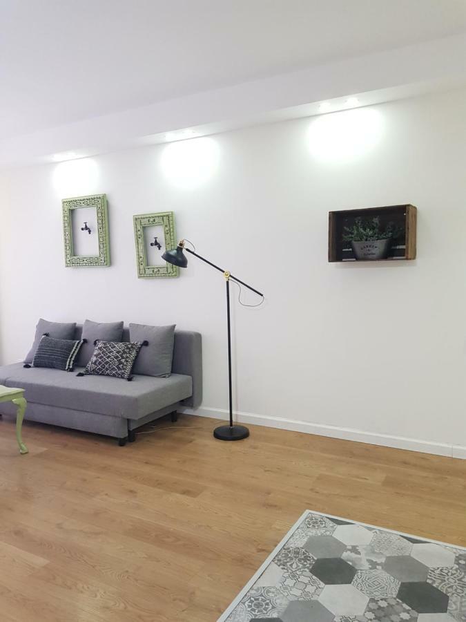 Stylish Apartment With A Patio Close To The Beach Eilat Buitenkant foto