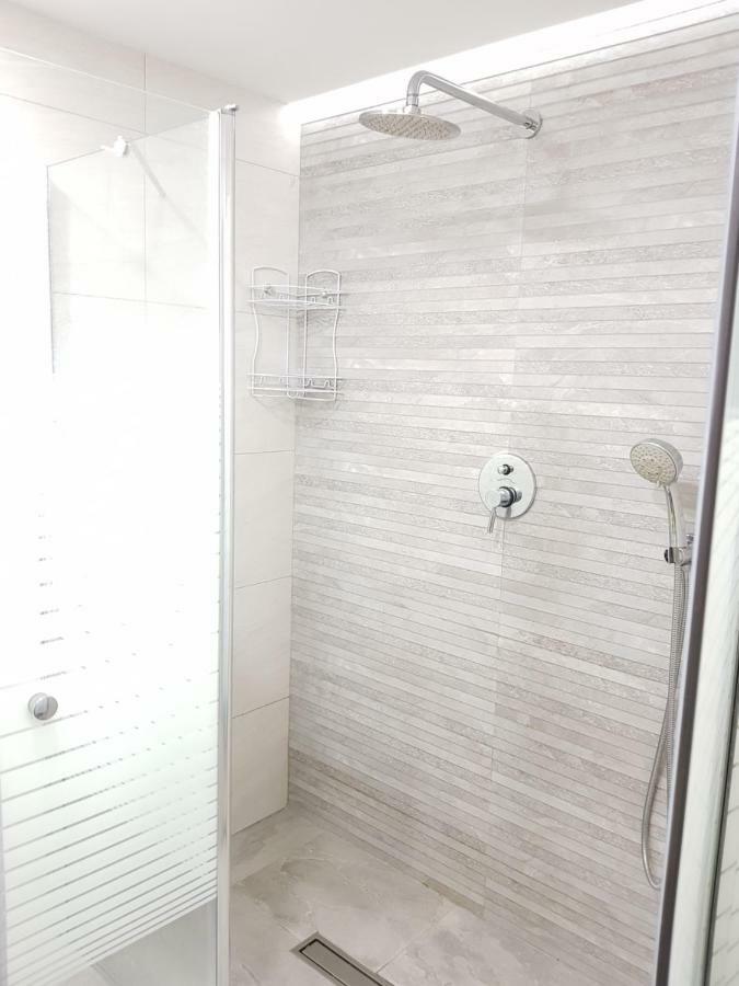 Stylish Apartment With A Patio Close To The Beach Eilat Buitenkant foto